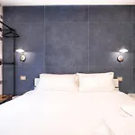 Ms Marple Luxury Suite Central Station