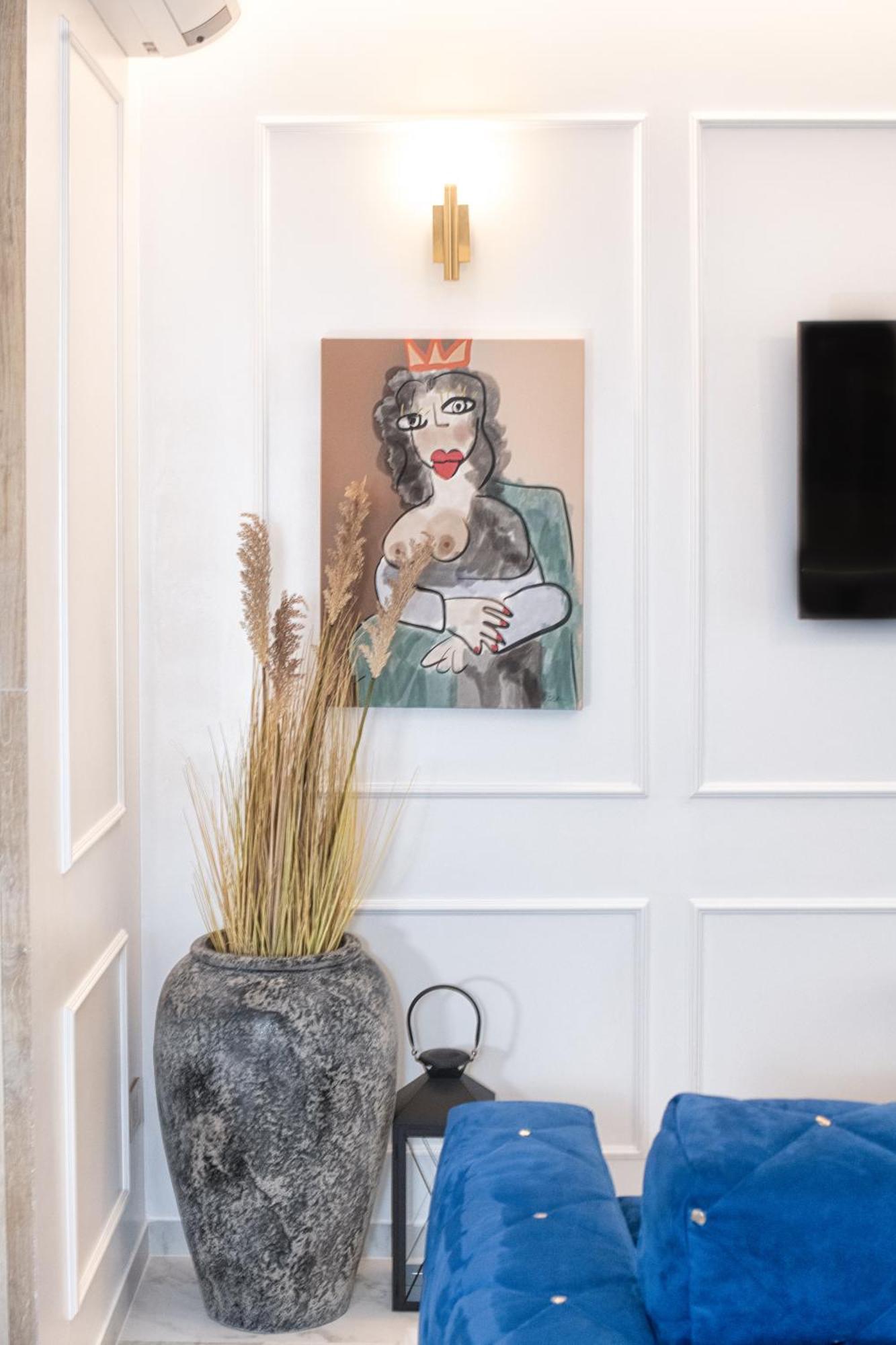 Ms Marple Luxury Station Milan